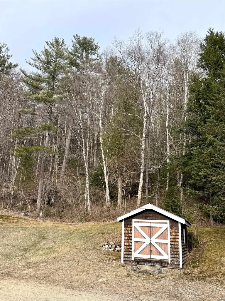 238 Northside Road Stark NH 03582