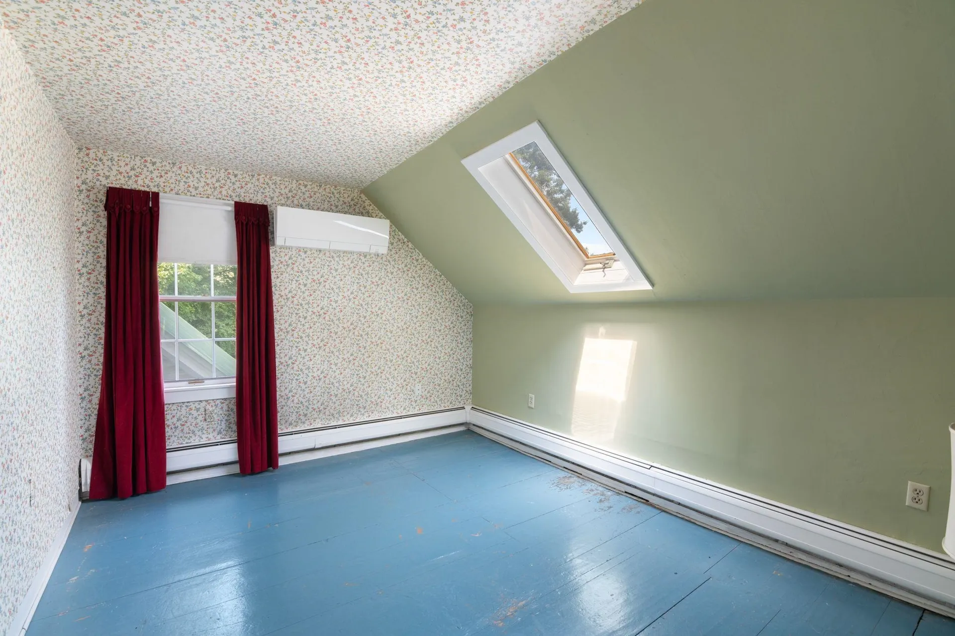 19 Grimes Hill Road Newfane VT 05345