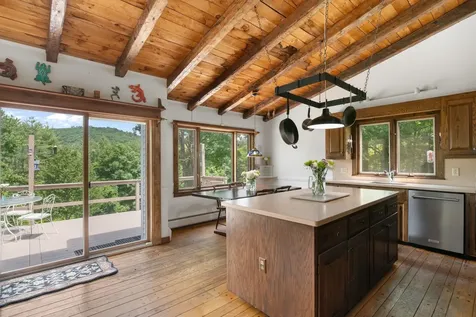 19 Grimes Hill Road Newfane VT 05345