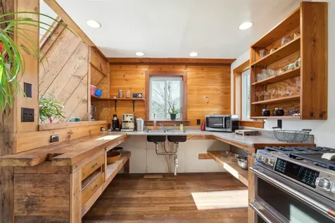 571 New Boston Road Norwich VT 05055