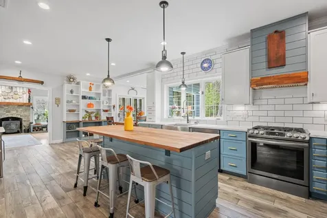 7 Carol Ann Lane Amherst NH 03031