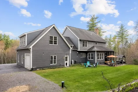 7 Carol Ann Lane Amherst NH 03031