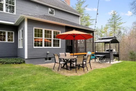 7 Carol Ann Lane Amherst NH 03031