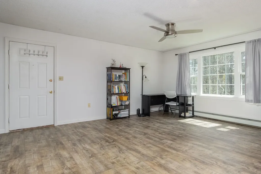 50 Brookside Drive Exeter NH 03833