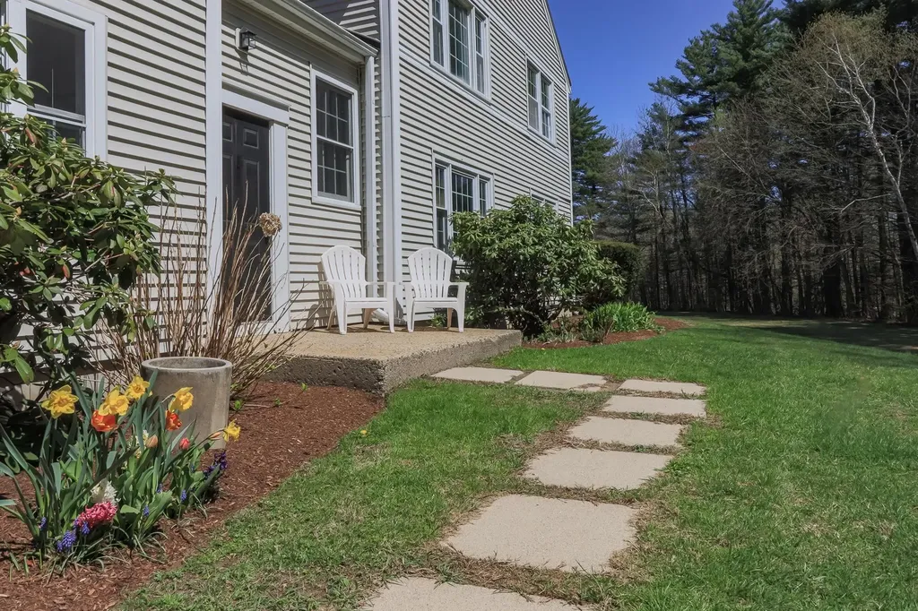 50 Brookside Drive Exeter NH 03833