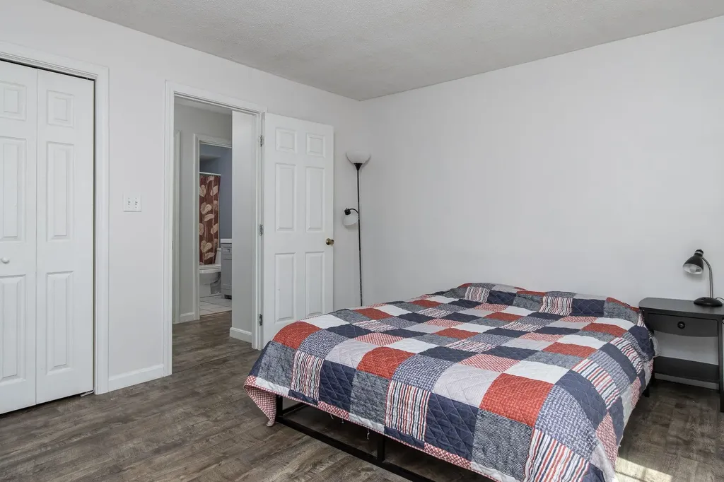 50 Brookside Drive Exeter NH 03833