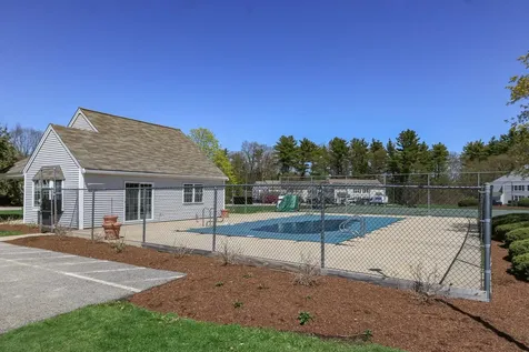 50 Brookside Drive Exeter NH 03833