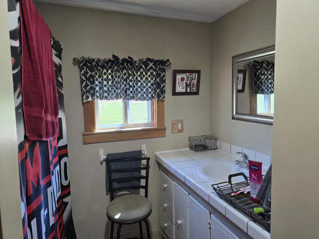 381 Depot Street Rumney NH 03266