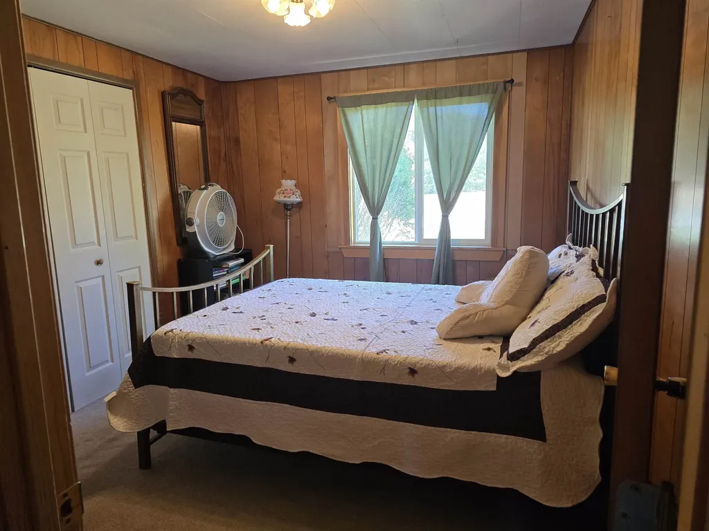 381 Depot Street Rumney NH 03266