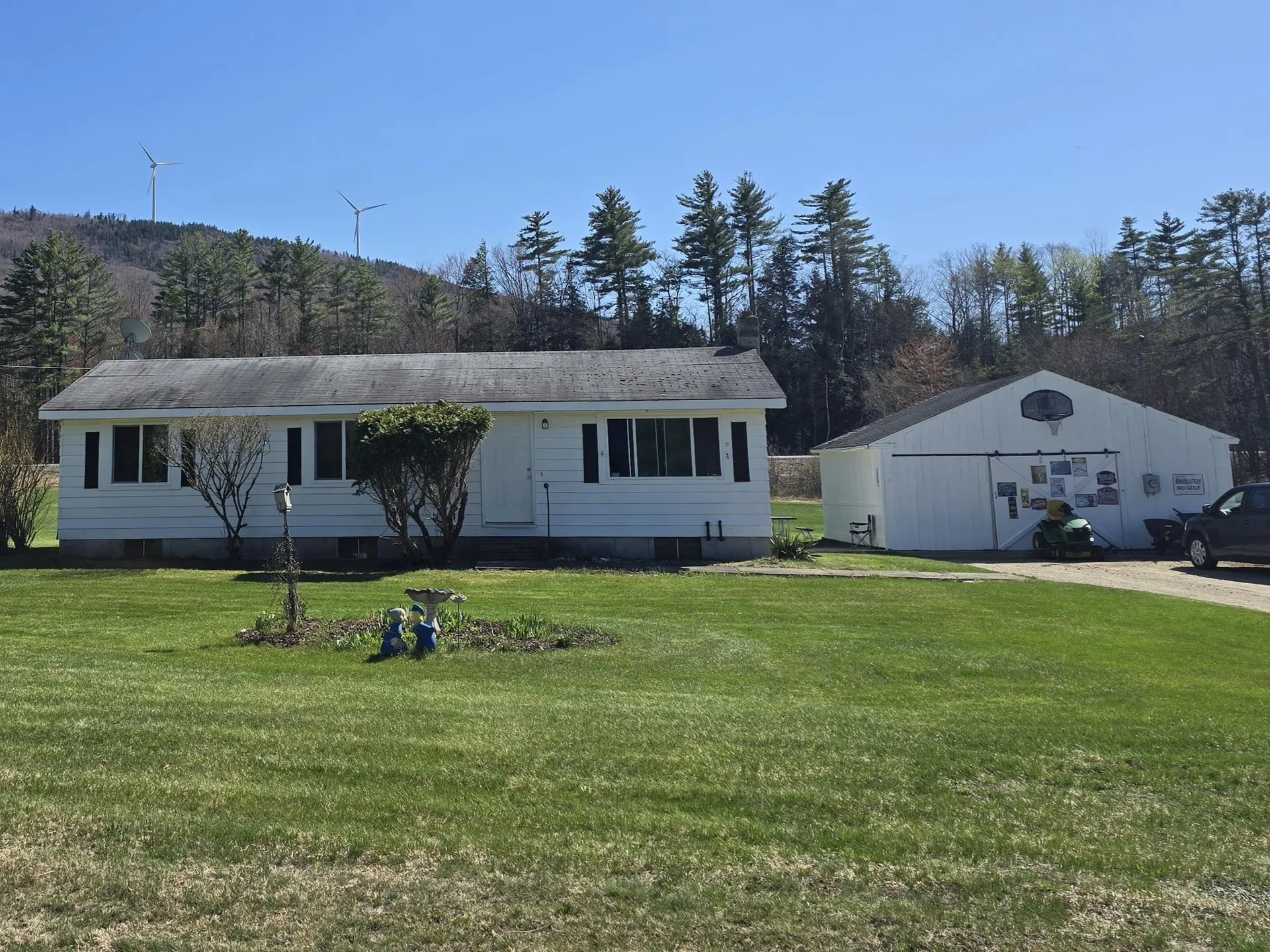 381 Depot Street Rumney NH 03266