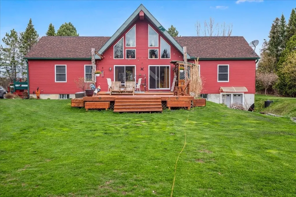 53 Moccasin Avenue Grand Isle VT 05458