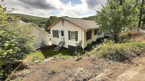 130 Pleasant Street Cavendish VT 05142