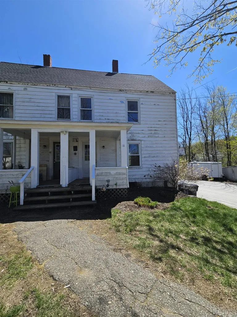 11 Spring Street Belmont NH 03220