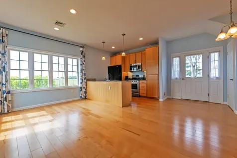 35 Glade Path Hampton NH 03842