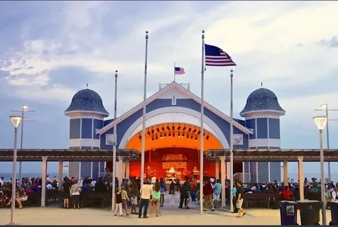 35 Glade Path Hampton NH 03842