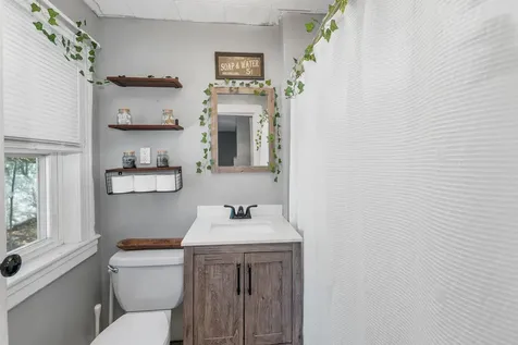 36 Dixon Street Laconia NH 03246