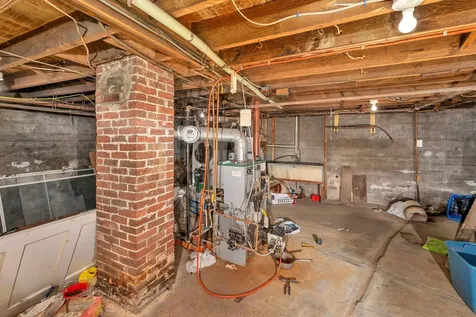 36 Dixon Street Laconia NH 03246