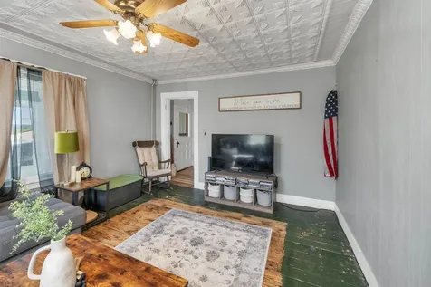 36 Dixon Street Laconia NH 03246