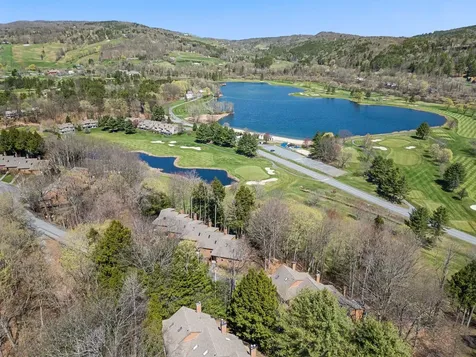 1140 Murphy's Road Hartford VT 05059