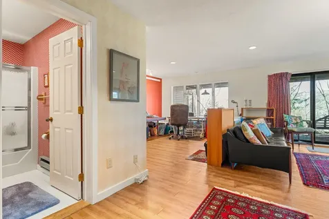 1140 Murphy's Road Hartford VT 05059