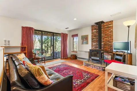 1140 Murphy's Road Hartford VT 05059