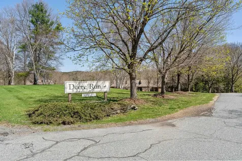 1140 Murphy's Road Hartford VT 05059