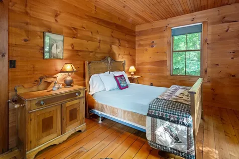 473 Orchard Shore Road Colchester VT 05446