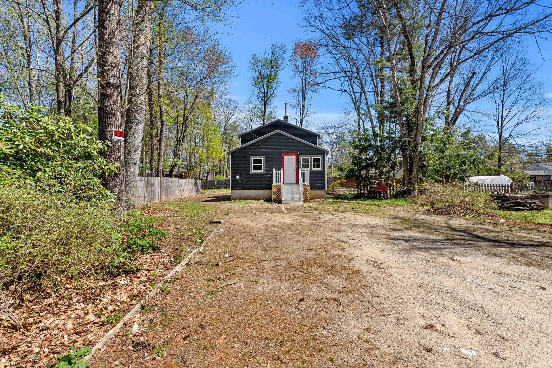 6 Beach Street Fremont NH 03044-3565