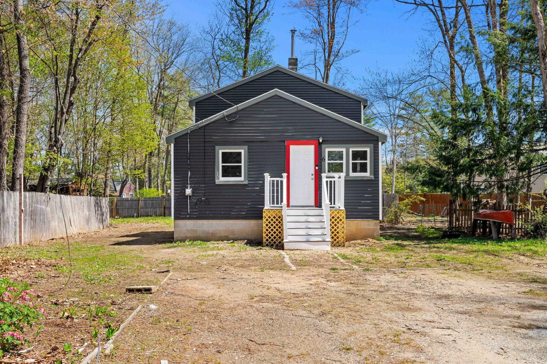 6 Beach Street Fremont NH 03044-3565