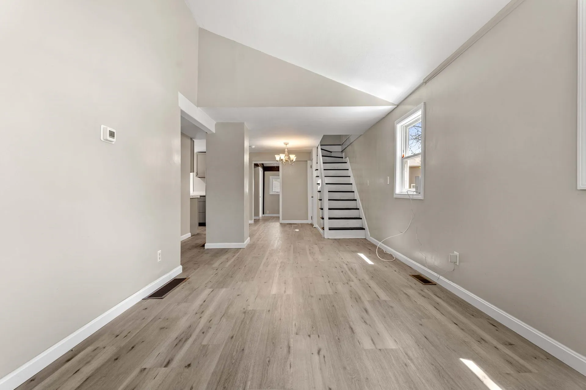 6 Beach Street Fremont NH 03044-3565