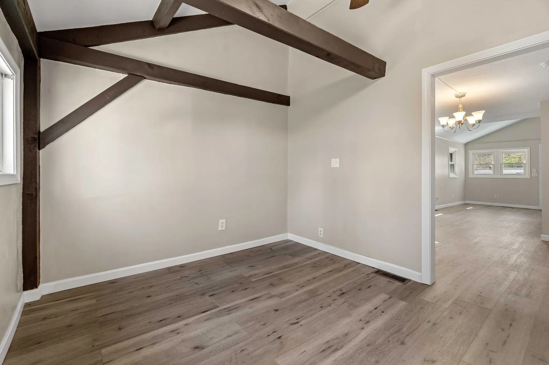 6 Beach Street Fremont NH 03044-3565