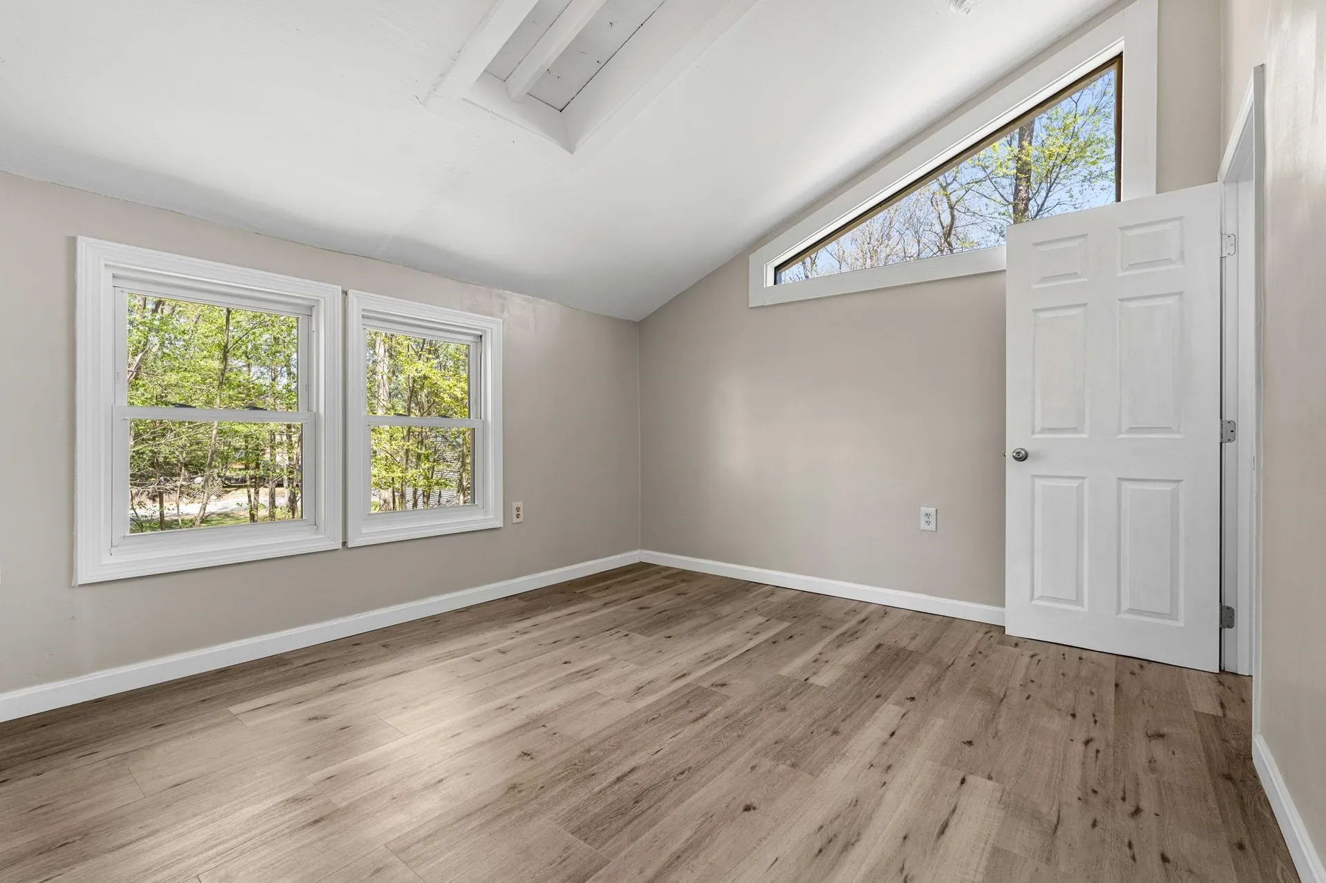 6 Beach Street Fremont NH 03044-3565