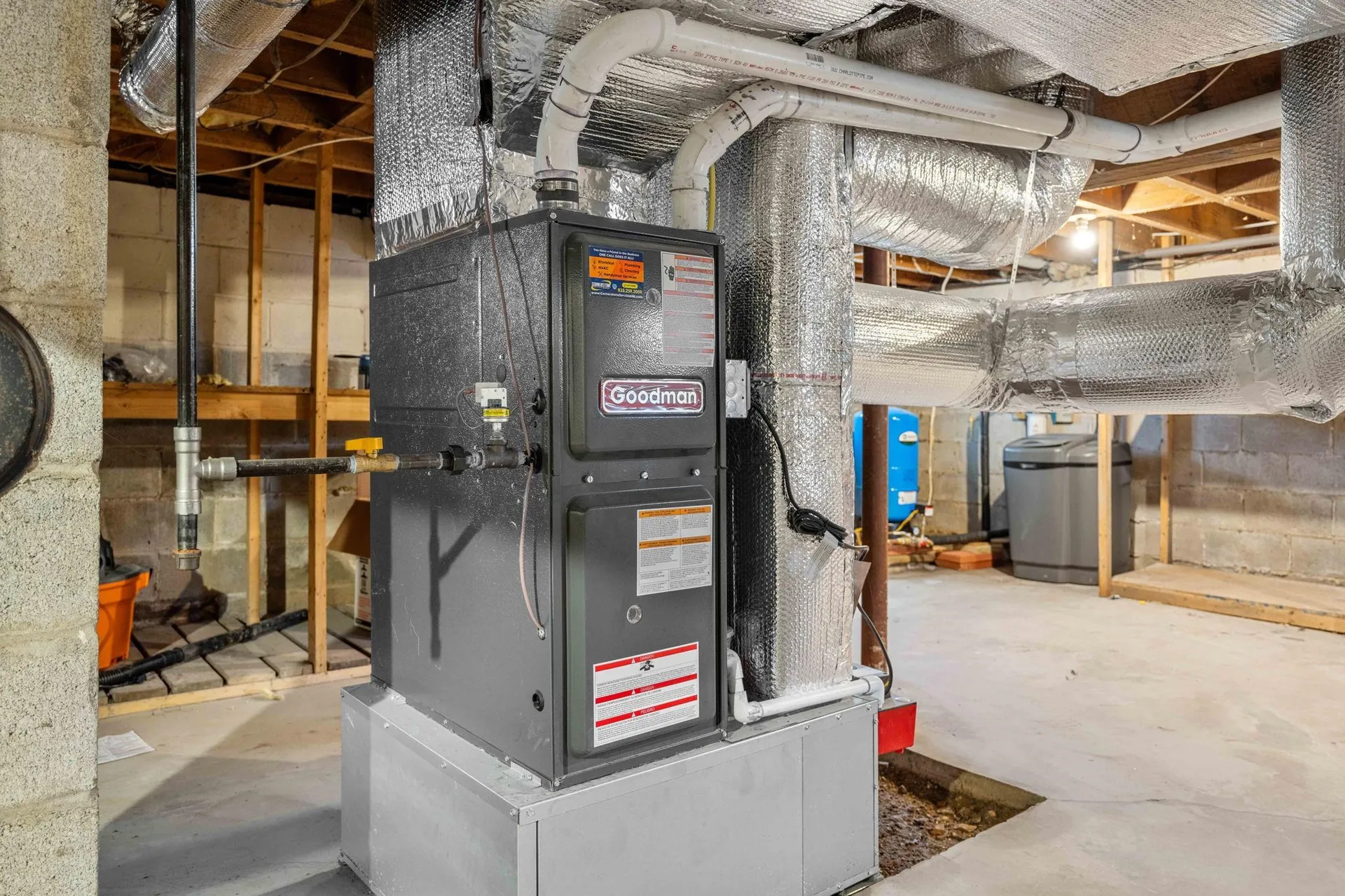 6 Beach Street Fremont NH 03044-3565