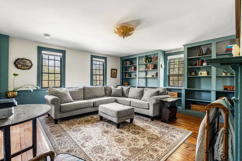 324 Stark Highway North Dunbarton NH 03046