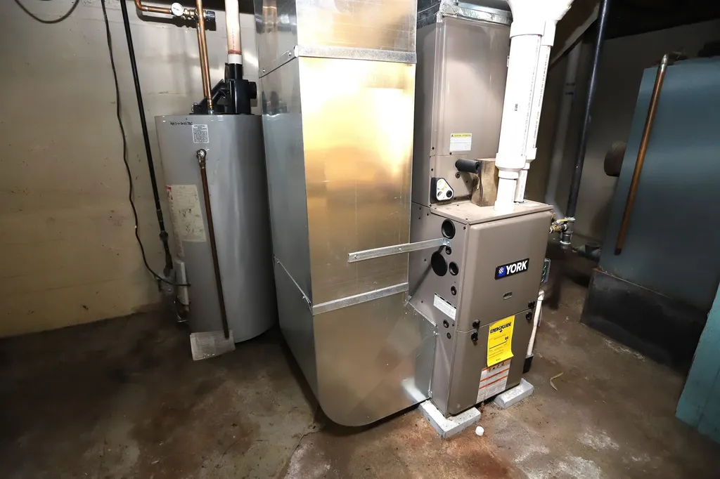 93 Main Street Derby VT 05829