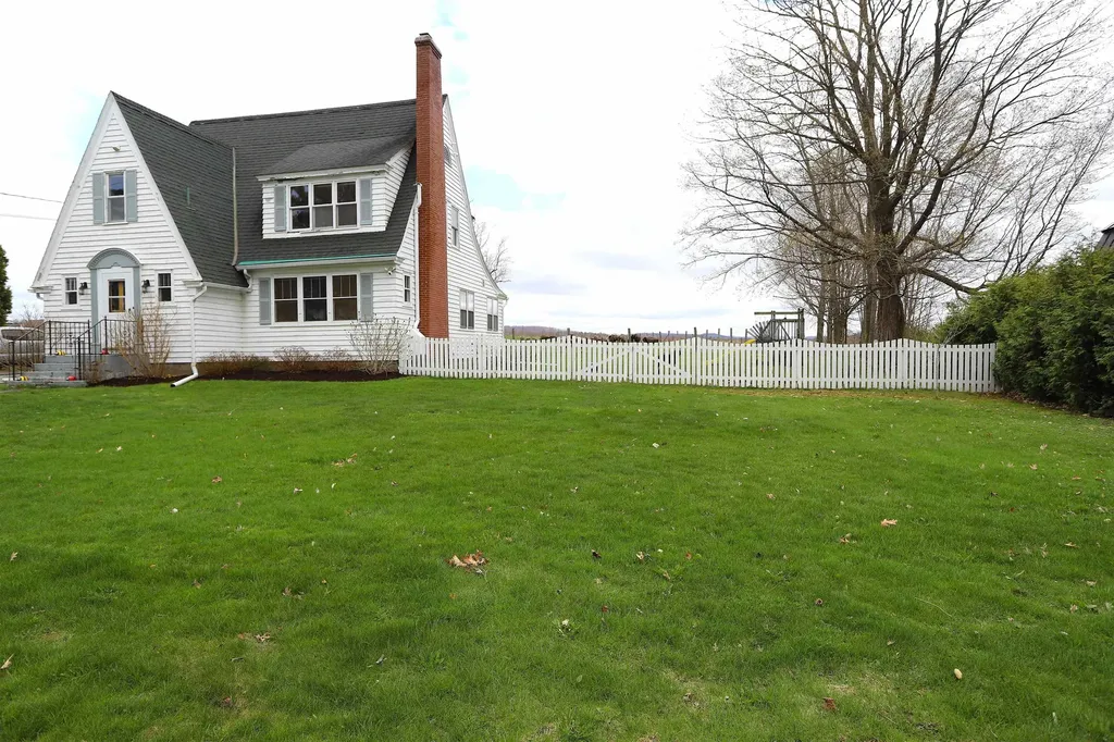 93 Main Street Derby VT 05829