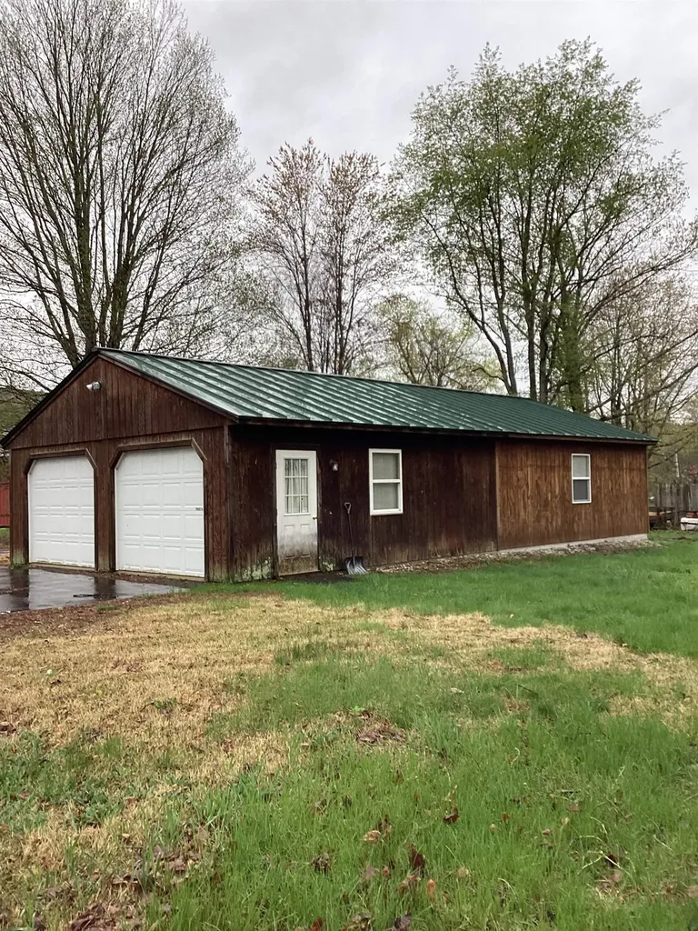 10 Bank Drive Lane Walpole NH 03609