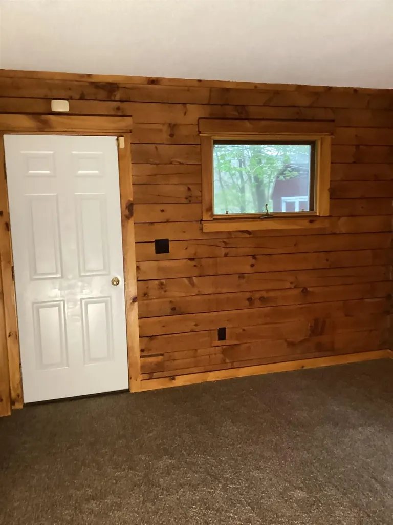 10 Bank Drive Lane Walpole NH 03609