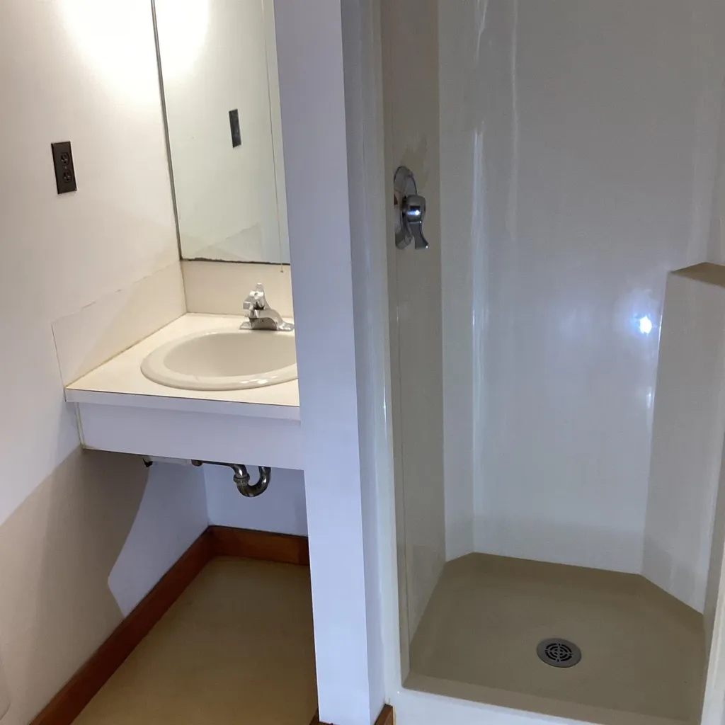 10 Bank Drive Lane Walpole NH 03609