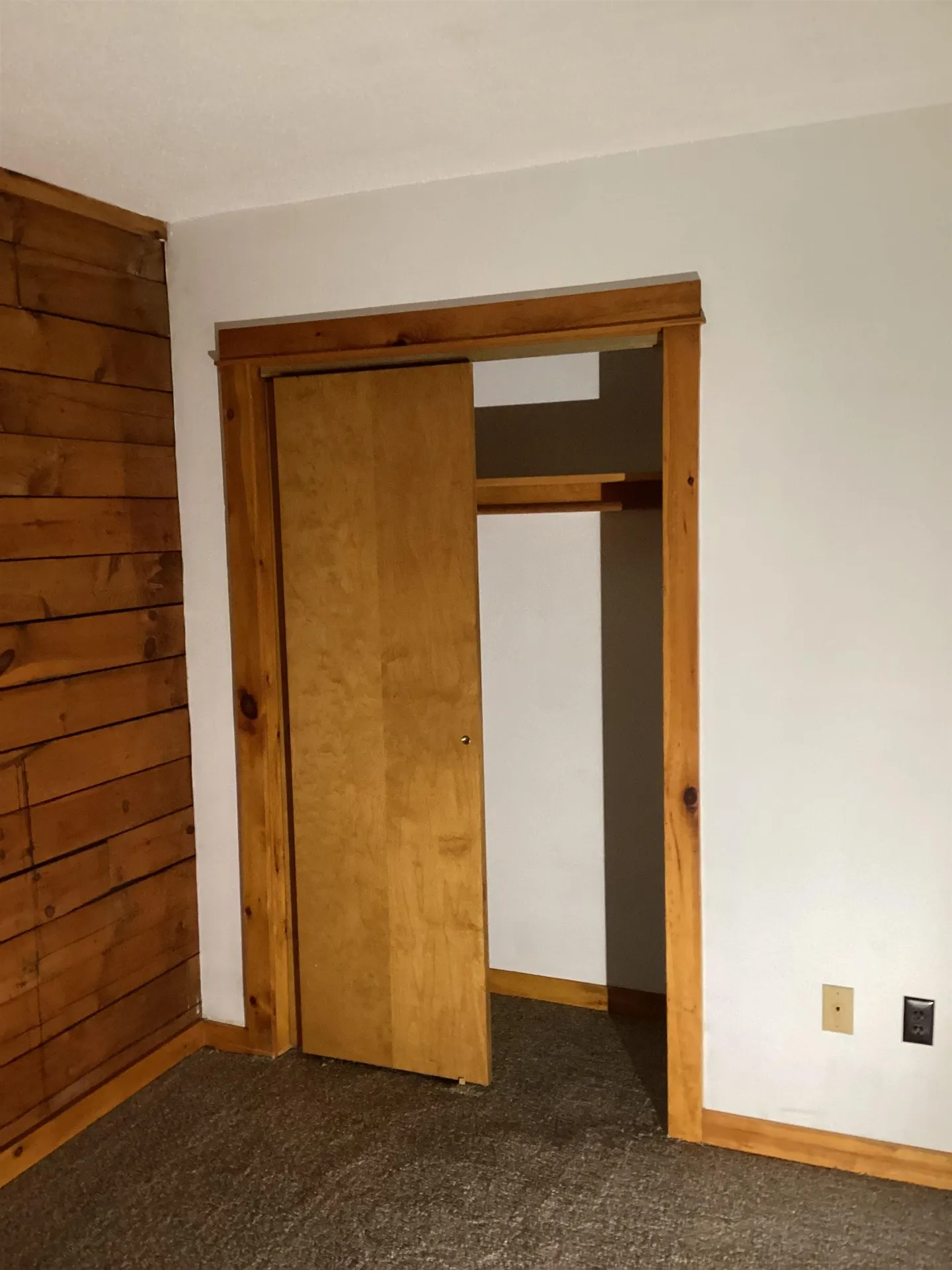 10 Bank Drive Lane Walpole NH 03609