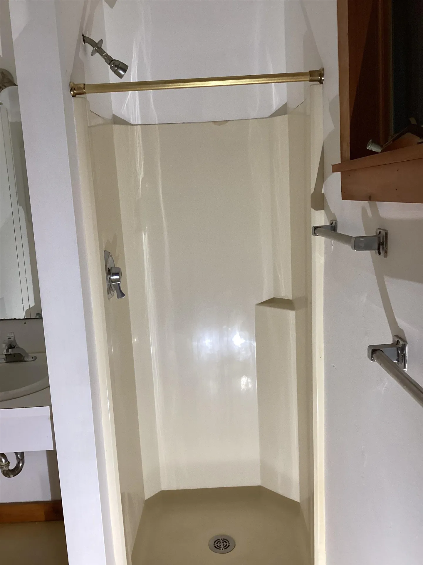 10 Bank Drive Lane Walpole NH 03609