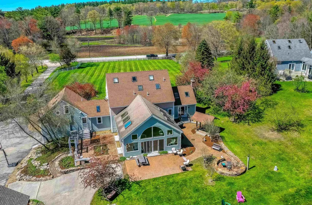 199 Pine Hill Road Hollis NH 03049