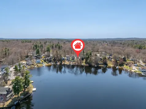 7 Lippold Road Atkinson NH 03811