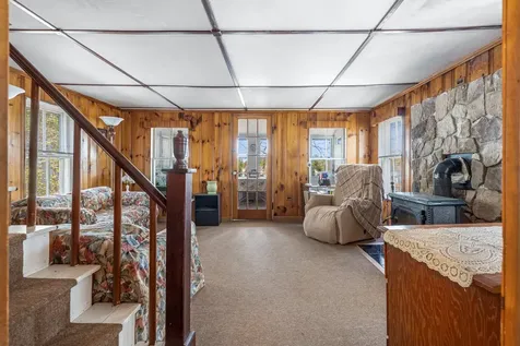 7 Lippold Road Atkinson NH 03811