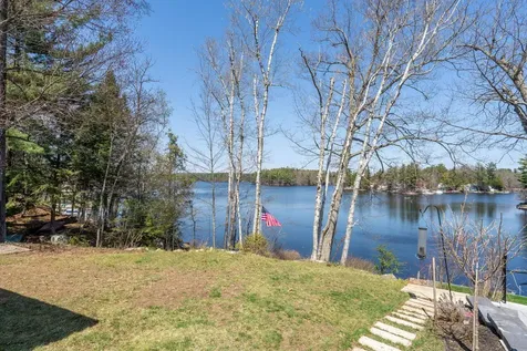 7 Lippold Road Atkinson NH 03811