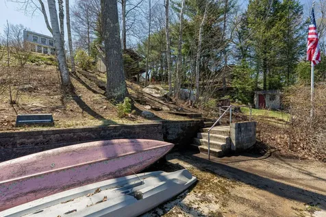 7 Lippold Road Atkinson NH 03811