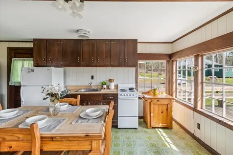 95 Bellwater Avenue Barton VT 05822