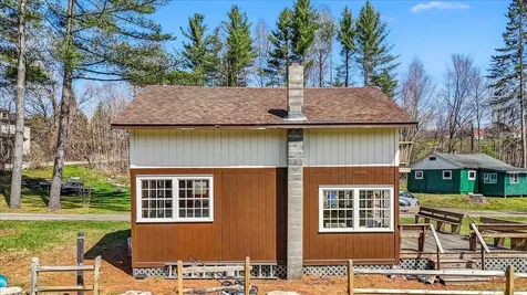 95 Bellwater Avenue Barton VT 05822