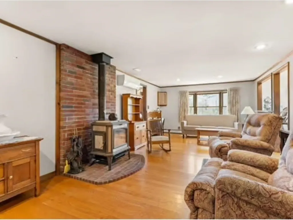 959 Fern Lake Road Leicester VT 05733