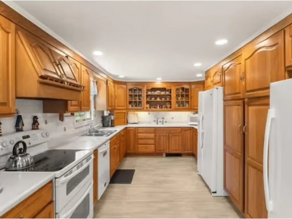 959 Fern Lake Road Leicester VT 05733